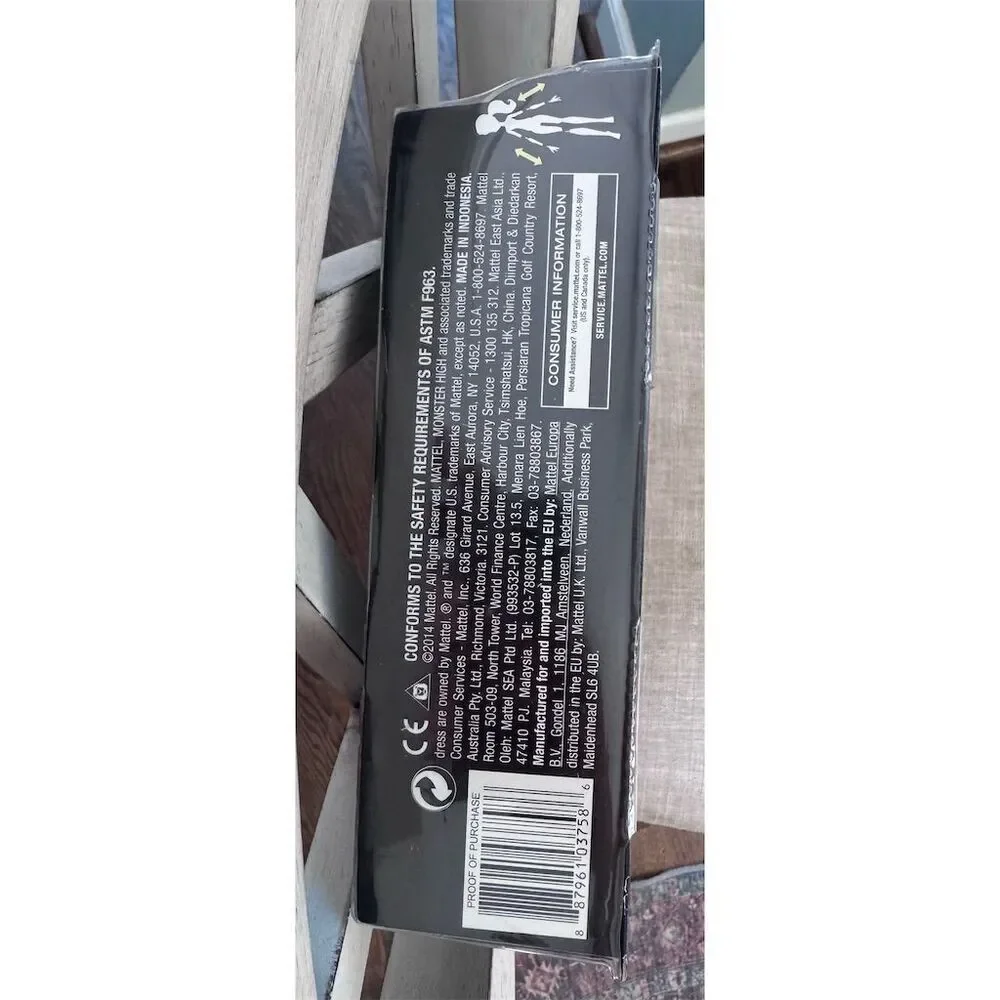 NWT Monster High‎ Haunted Vandala Doubloons Doll 2014 Collectible NRFB - Picture 13 of 16